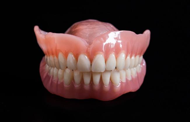 Full dentures  
