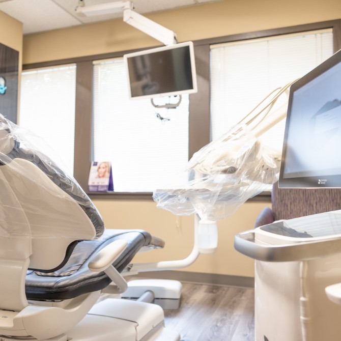 Dental treatment room